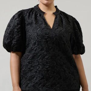 NWT Sugarlips Black Jacquard Split Neck Top